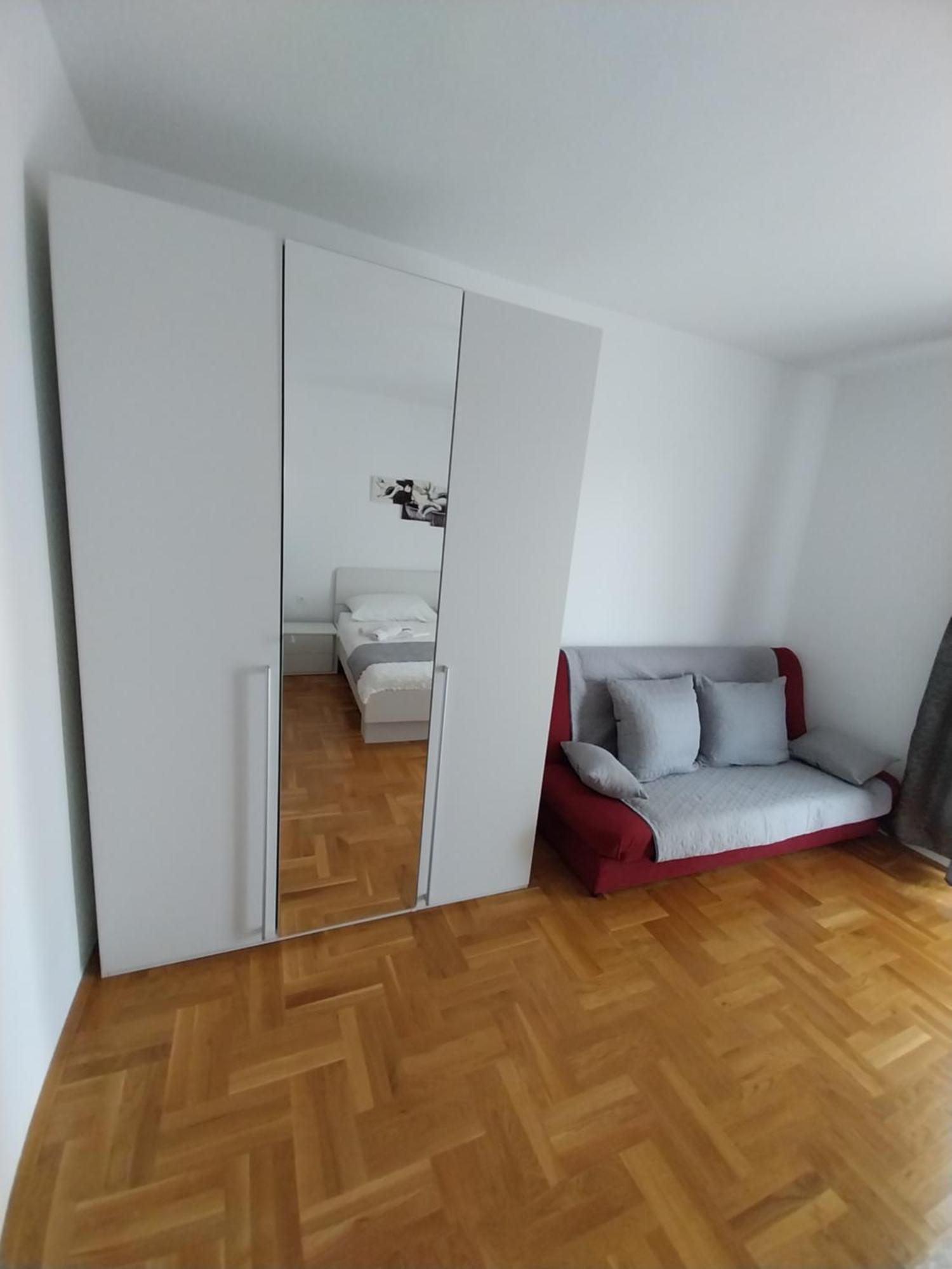 Holiday Home Matosevic メドゥリン 部屋 写真